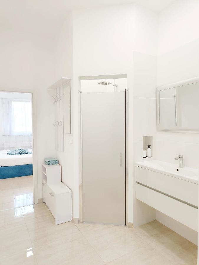 Ruyi Holiday Sopron Exterior foto