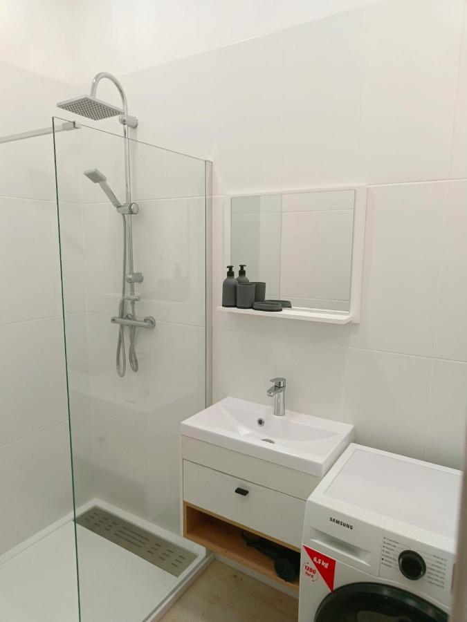 Ruyi Holiday Sopron Exterior foto