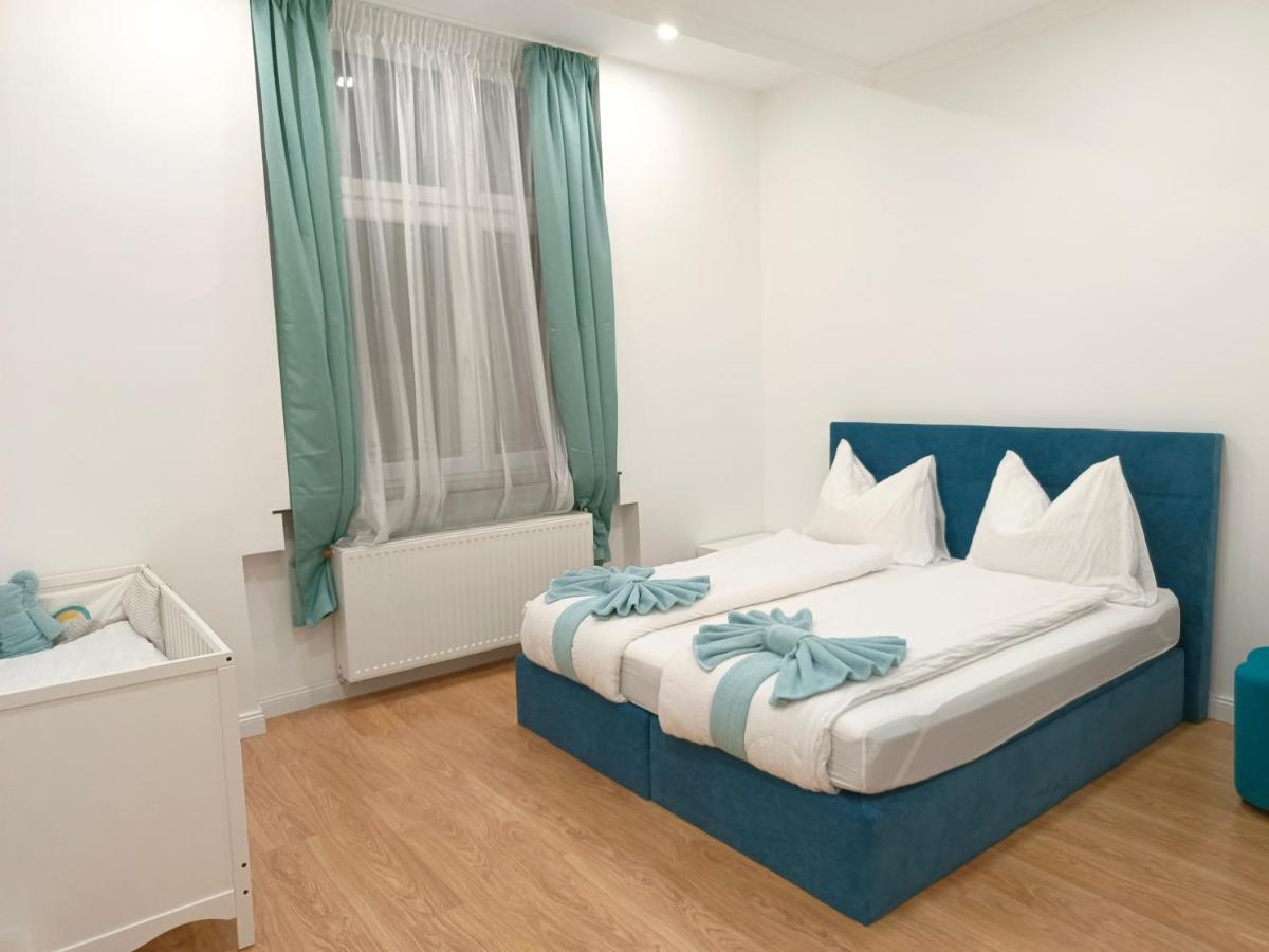 Ruyi Holiday Sopron Exterior foto