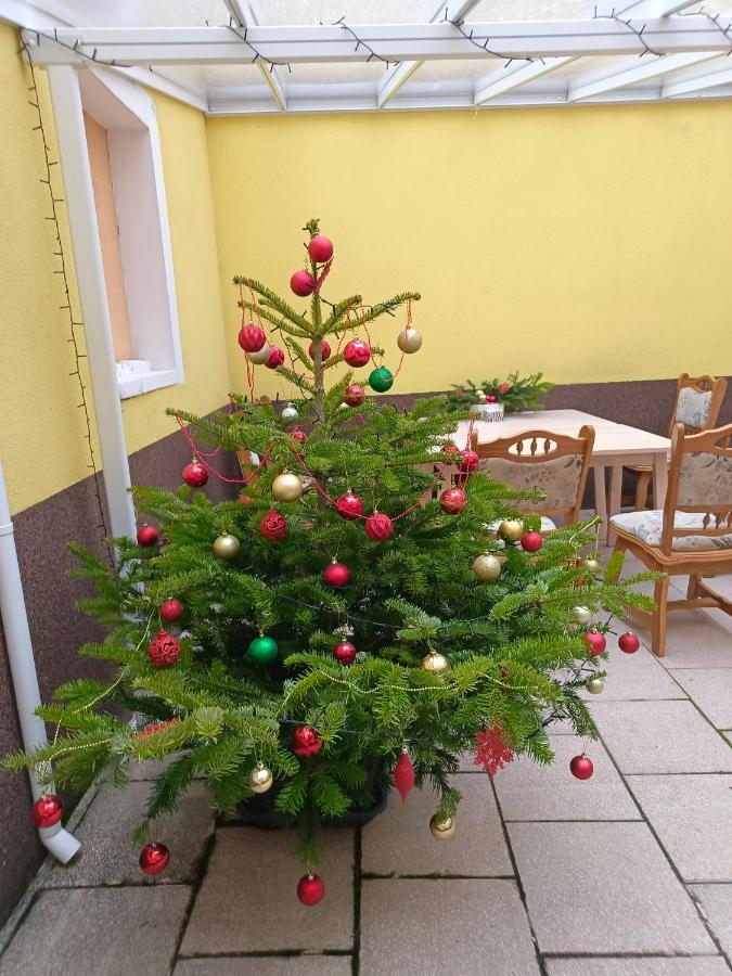 Ruyi Holiday Sopron Exterior foto